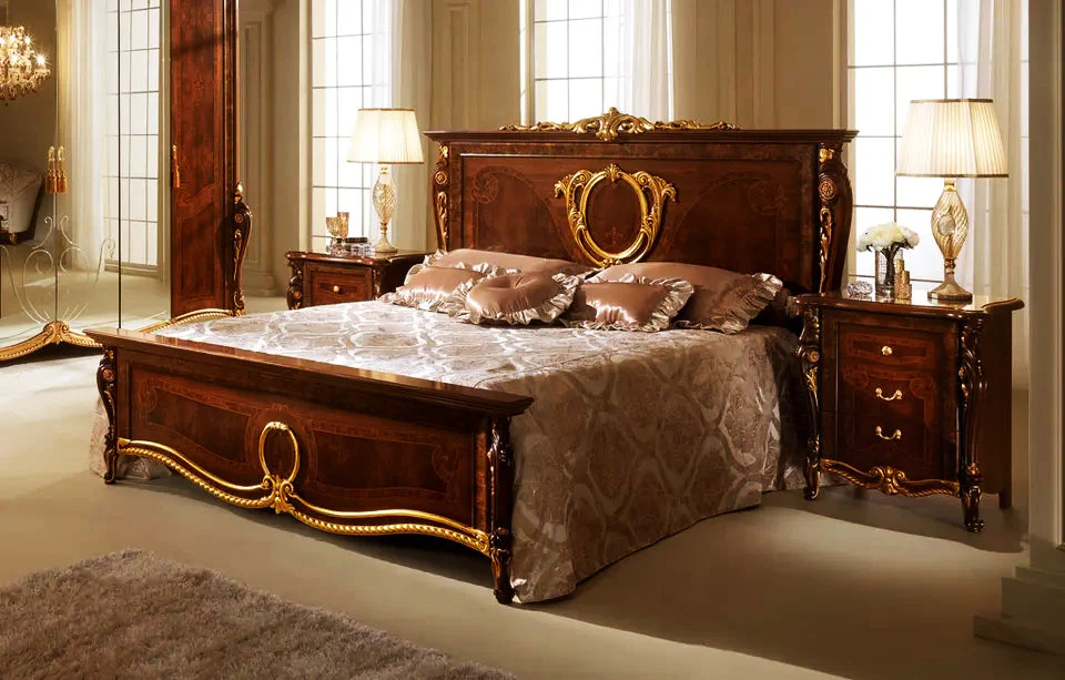 Luxury Modern Italian Design Solid Teak Wood Carving Bed