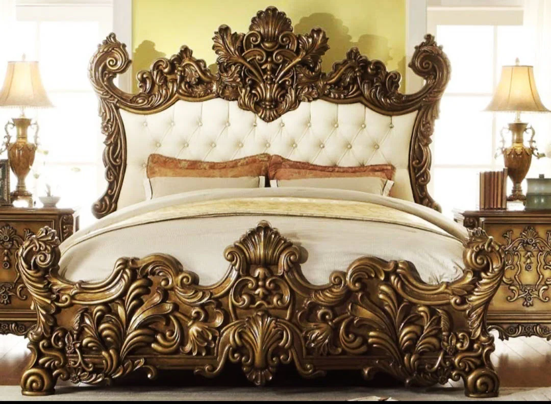 Royal Modern Bedroom Solid Teak Wood Carving Bed