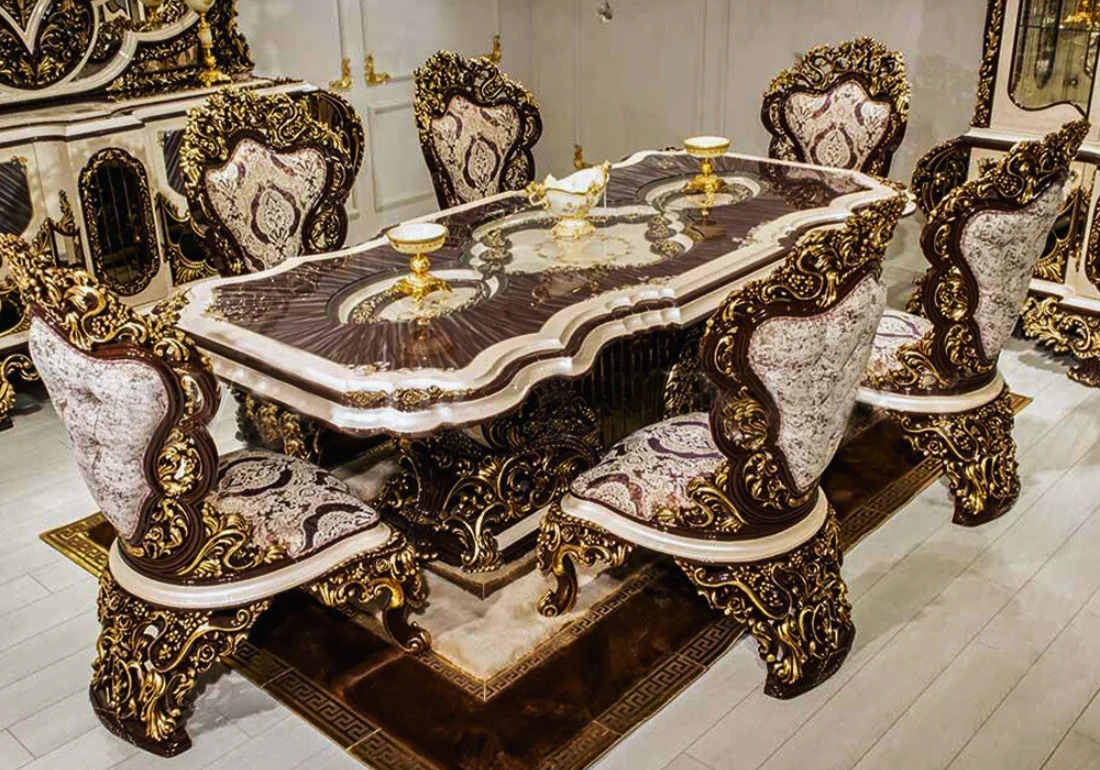 luxury dining table